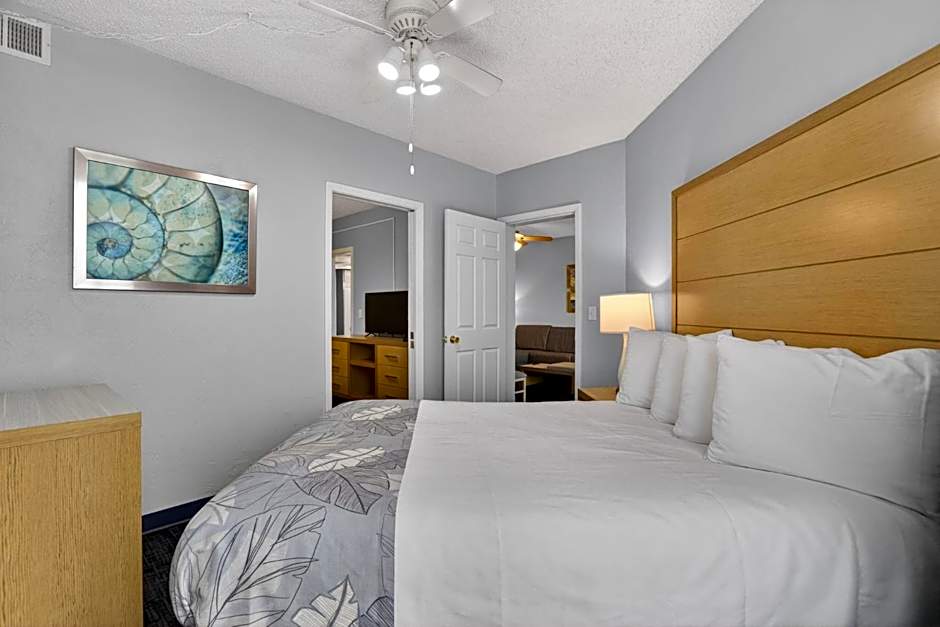 Photo 1 of 13 of 2 Bedroom Apartment, Balcony