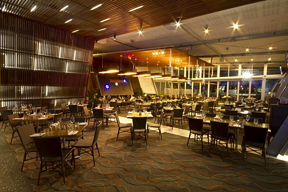 Calamvale Hotel Suites and Conference Centre