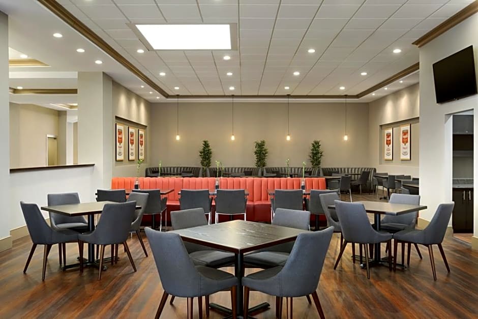 Skyline Hotel Detroit Airport, SureStay Collection by Best Western