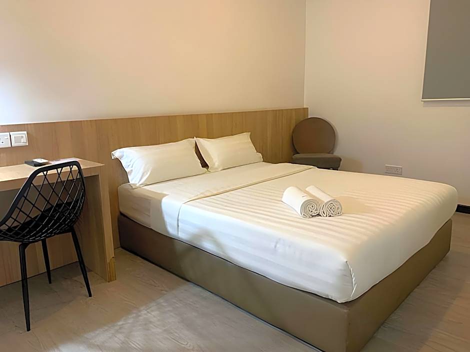 THE DAILY HOTEL