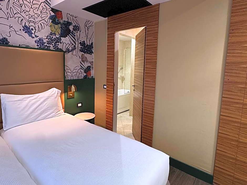 Mercure Roma Centro St. John
