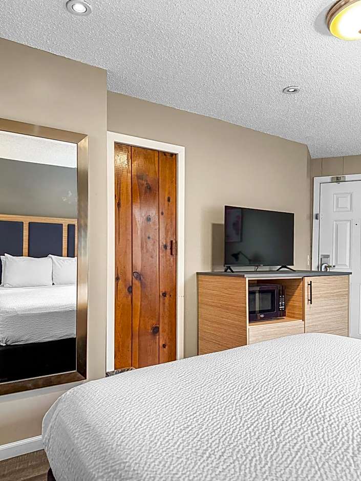 Courtesy Inn Downtown Eugene