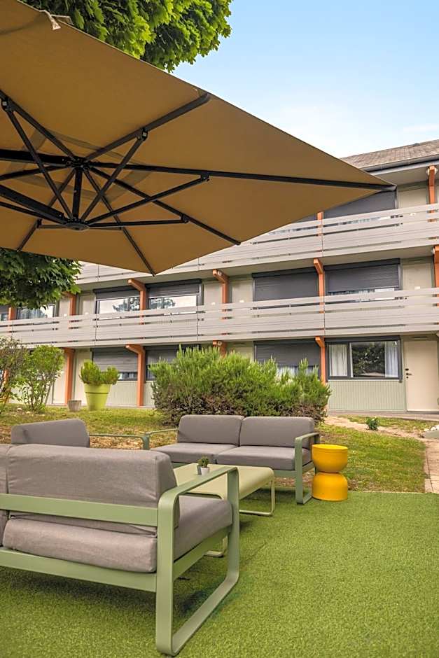 Campanile Nature - Taverny