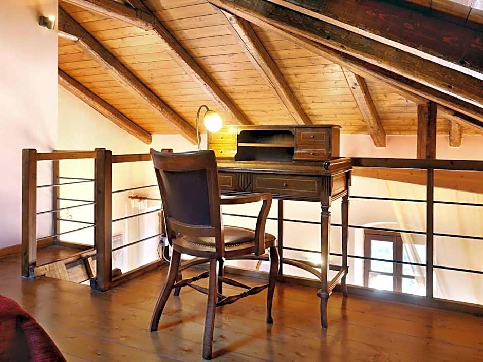 Lousiou Nymphes escape suites