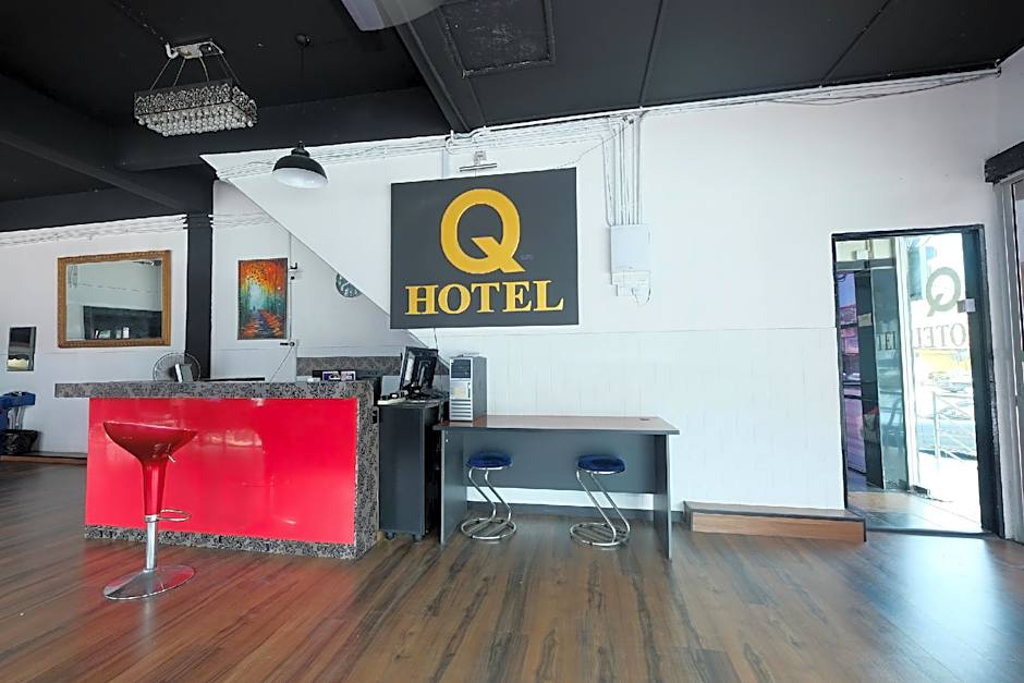 OYO 1104 Q hotel