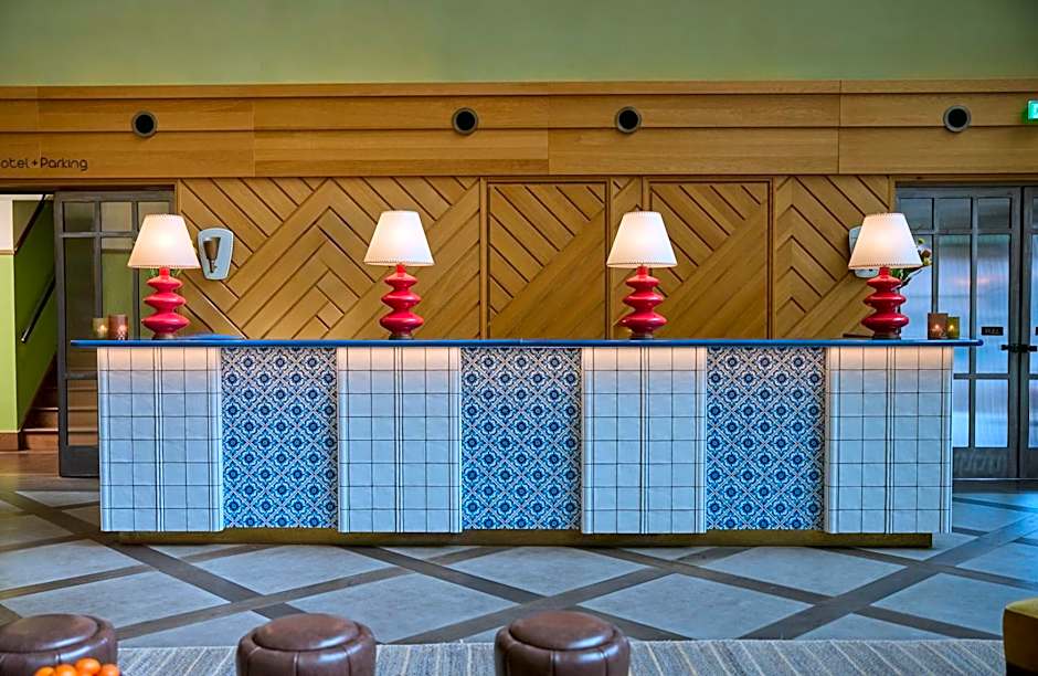 The July - Boat & Co