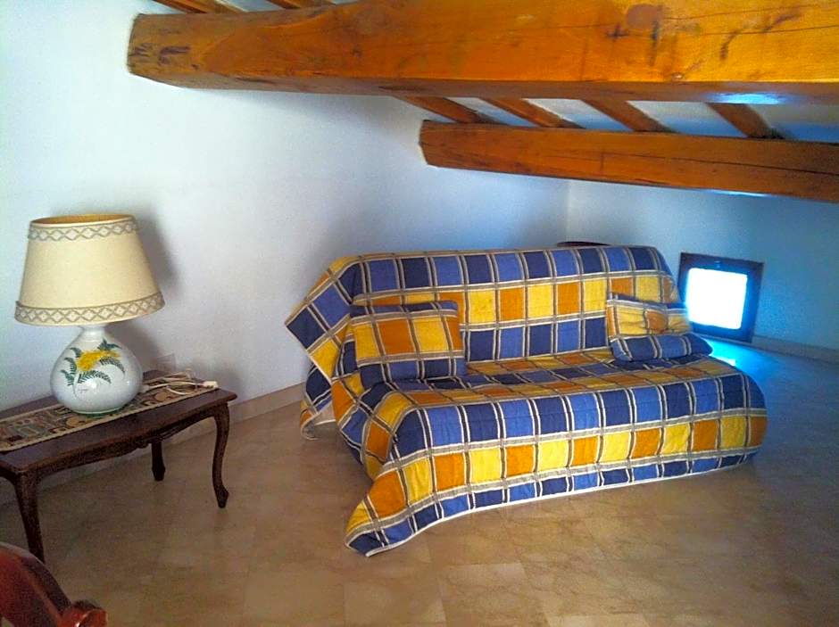 Cav Costa degli Etruschi