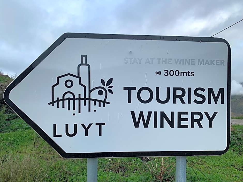 Stay at the Winemaker