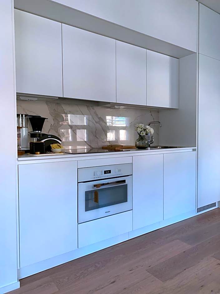 Bob W Helsinki Ullanlinna