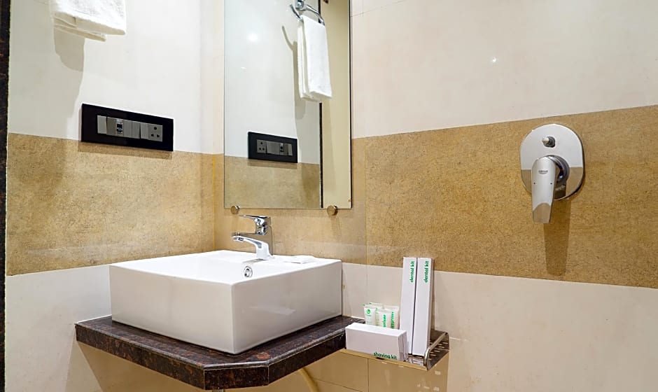 Treebo Olive Inn Near BKC