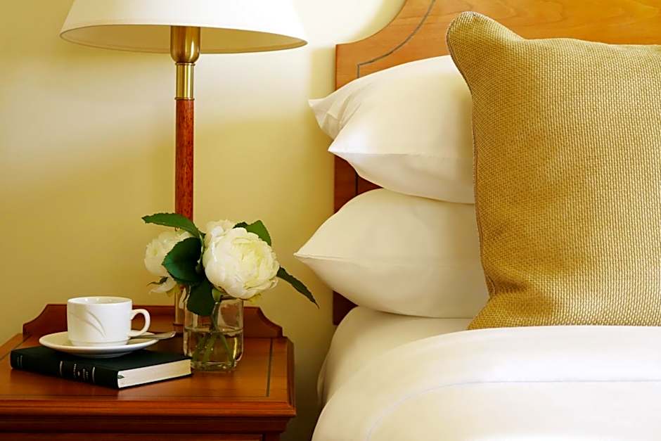 Galway Bay Hotel Conference & Leisure Centre