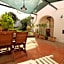 Tavira Townhome with private Garden