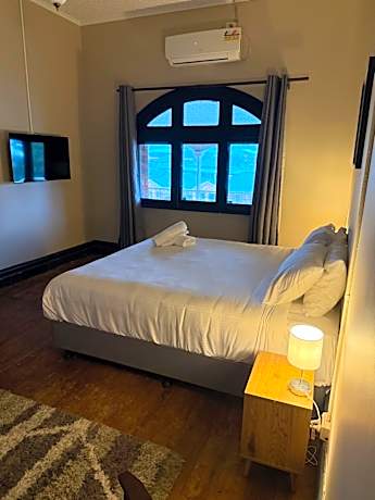 Bellbird Hotel