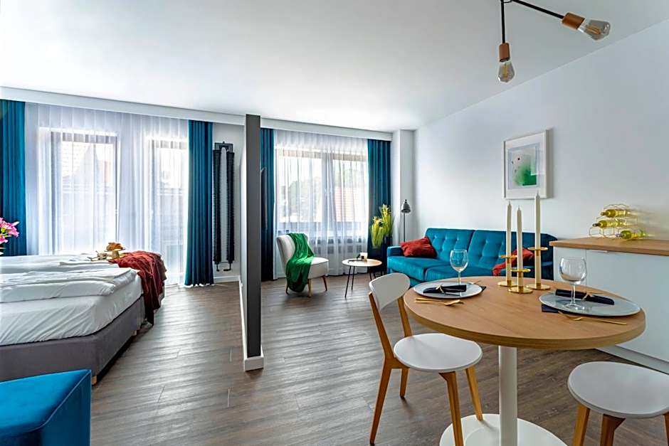Apart House, Tylna 20