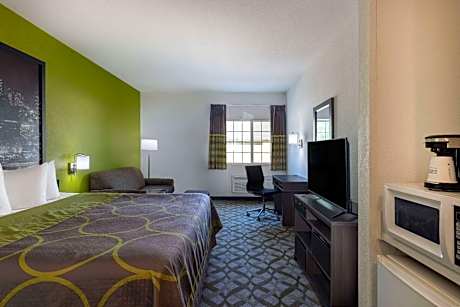 King Room - Non-Smoking