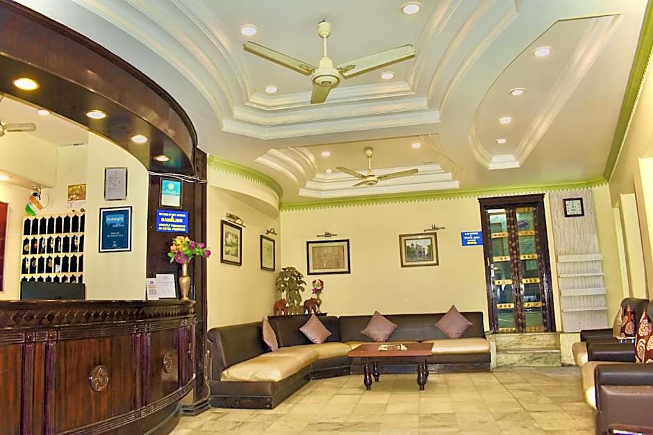 Hotel Samrat International