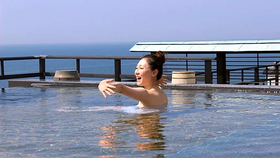 Yamaumi Onsen Shyuku Kaifuu