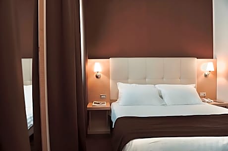 Smart Room - Double Bed