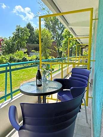 Lelle Beach Club