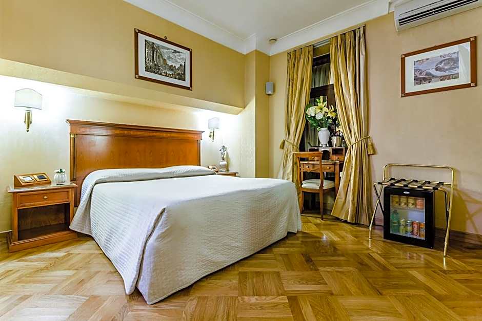 Luxury Rooms H 2000 Roma
