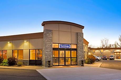 Travelodge by Wyndham Simcoe