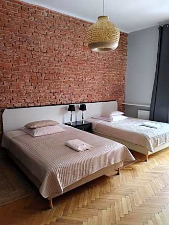 Finger Guest Rooms