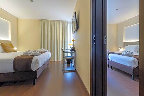 Twin Room with Terrace