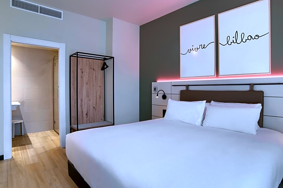 Hotel Bed4U Bilbao