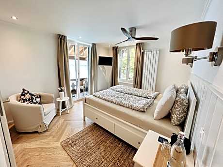 Double room "Superieur" with frontal lake view and private balcony