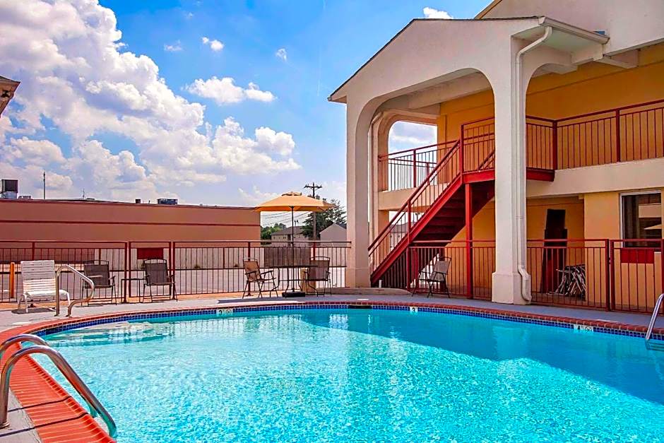 Quality Inn & Suites Covington