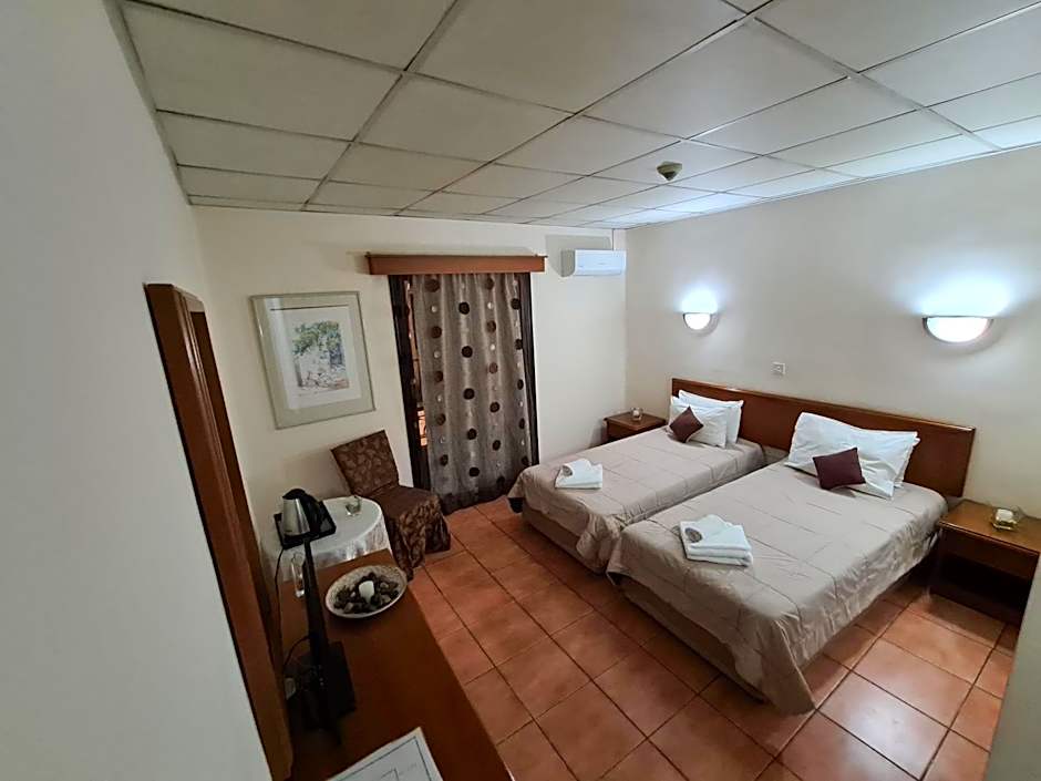 Metropole Hotel