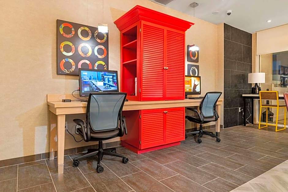 Home2 Suites by Hilton Newark-Airport, NJ