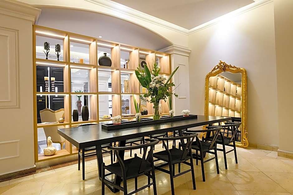 Midtown Boutique Hotel