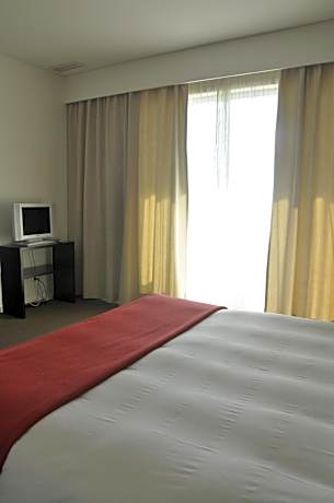 Double or Twin Room with Mountain View