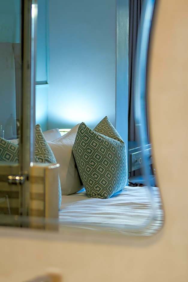 Chateau de Marine Boutique Hotel
