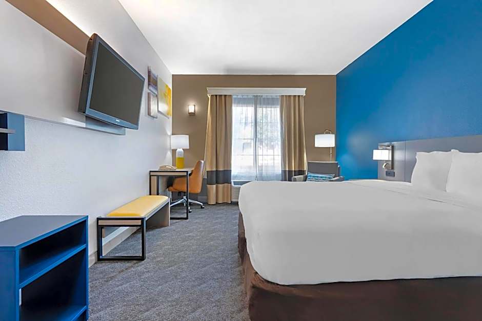 Comfort Inn & Suites Sacramento