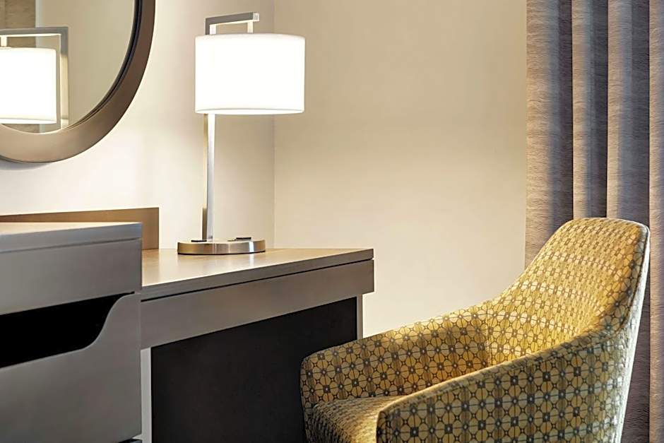 Hampton Inn By Hilton & Suites Greenville-Downtown-Riverplace