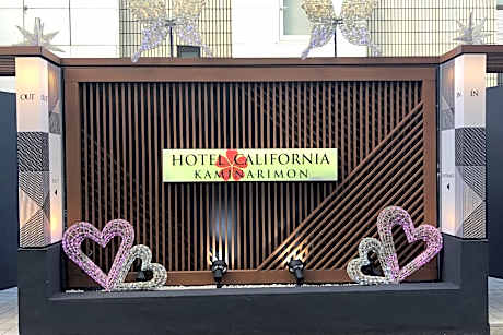 Hotel California Kaminarimon (Adult Only)