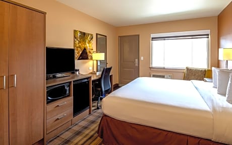 Boulder University Inn