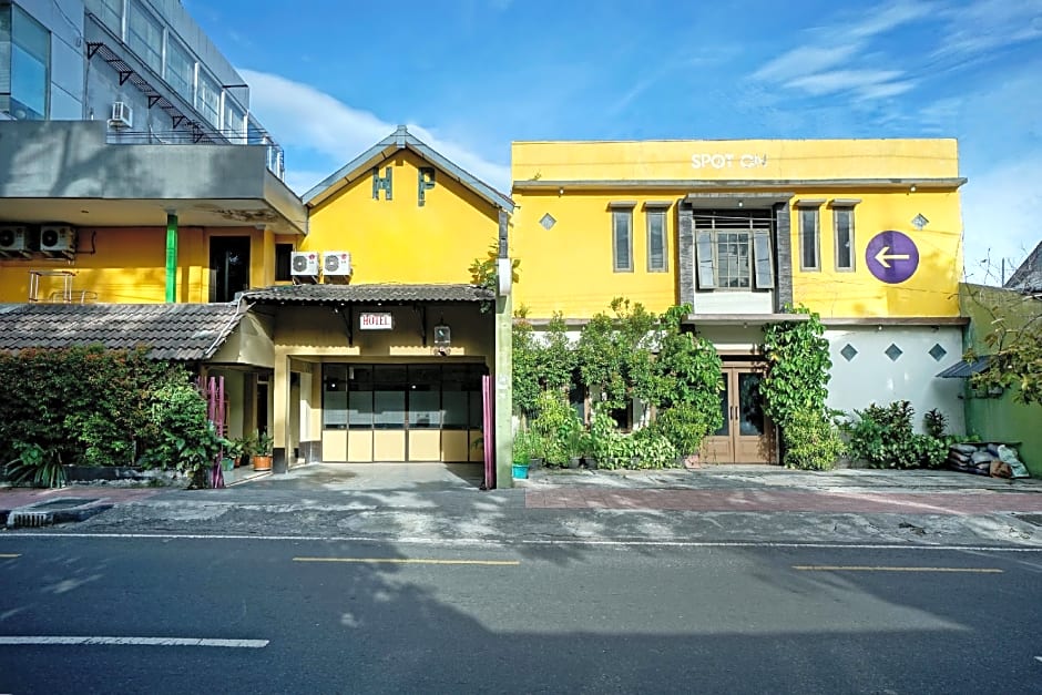 SPOT ON 2857 Hotel Pelangi