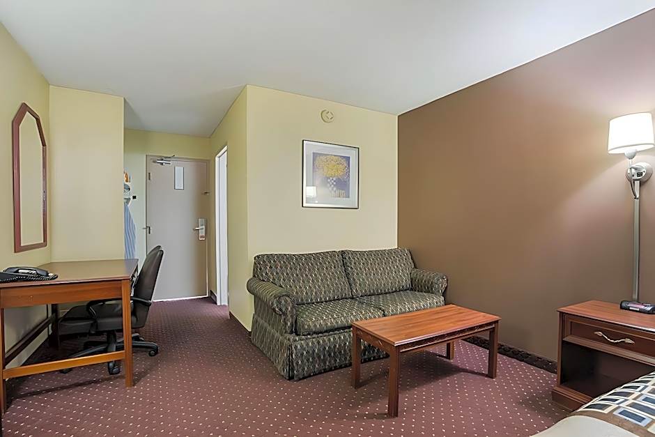 Americas Best Value Inn Tulsa at I-44