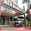 New Manhattan Tourist Hotel