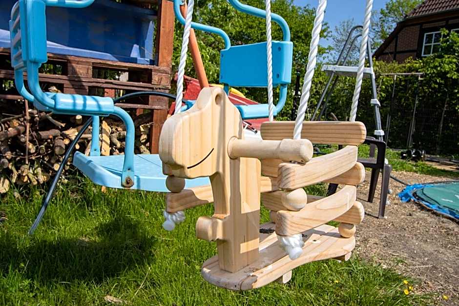 Hostel oder Ferienwohnung 1-16 Personen im BLAUEN HAUS