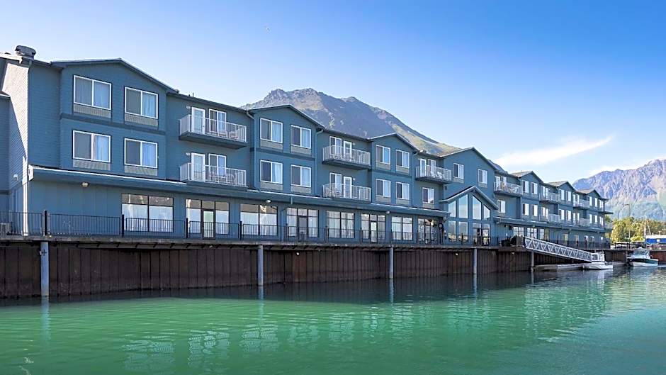 Harbor 360 Hotel Seward
