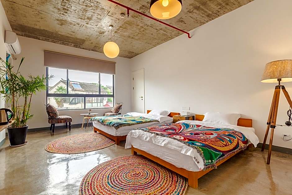 Suzhou RainbowTown Boutique B&B