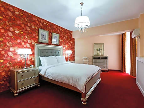 Superior Suite with Sofa