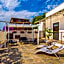 Urban Garden Hotel