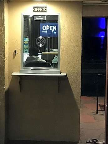 Economy Inn Antioch