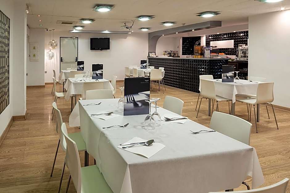 Sercotel Familia Conde