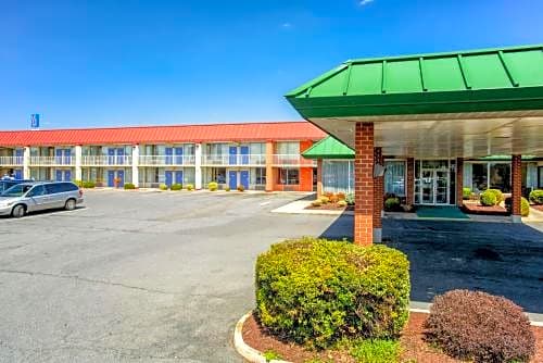 Motel 6 Mount Jackson, VA - Shenandoah
